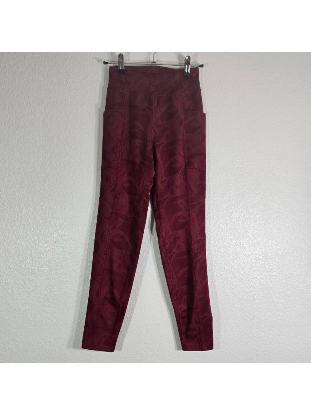 REI Co-Op Take Your Time Leggings Women Size 10-12 Burgundy Floral Athletic